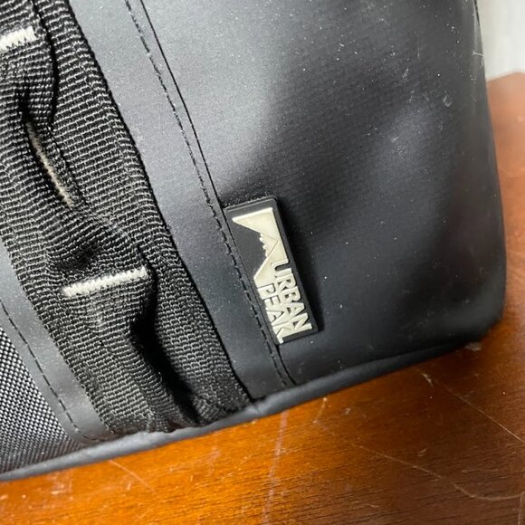 Urban Peak Nylon Rectangle Cooler Duralast Logo Black Drinks Cooler Picnic Camp - Picture 2 of 11